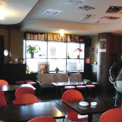Agaura Restaurant Le Living 2